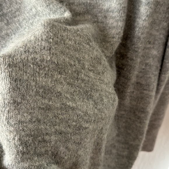 H&M Fine Knit Gray Basic Tunic Turtleneck Pullover Sweater Small - Picture 3 of 7